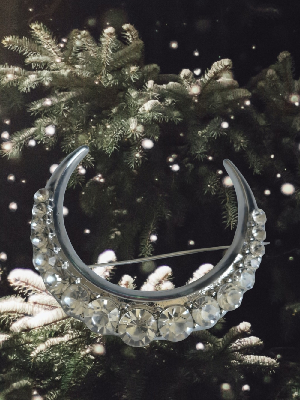 Brooch
